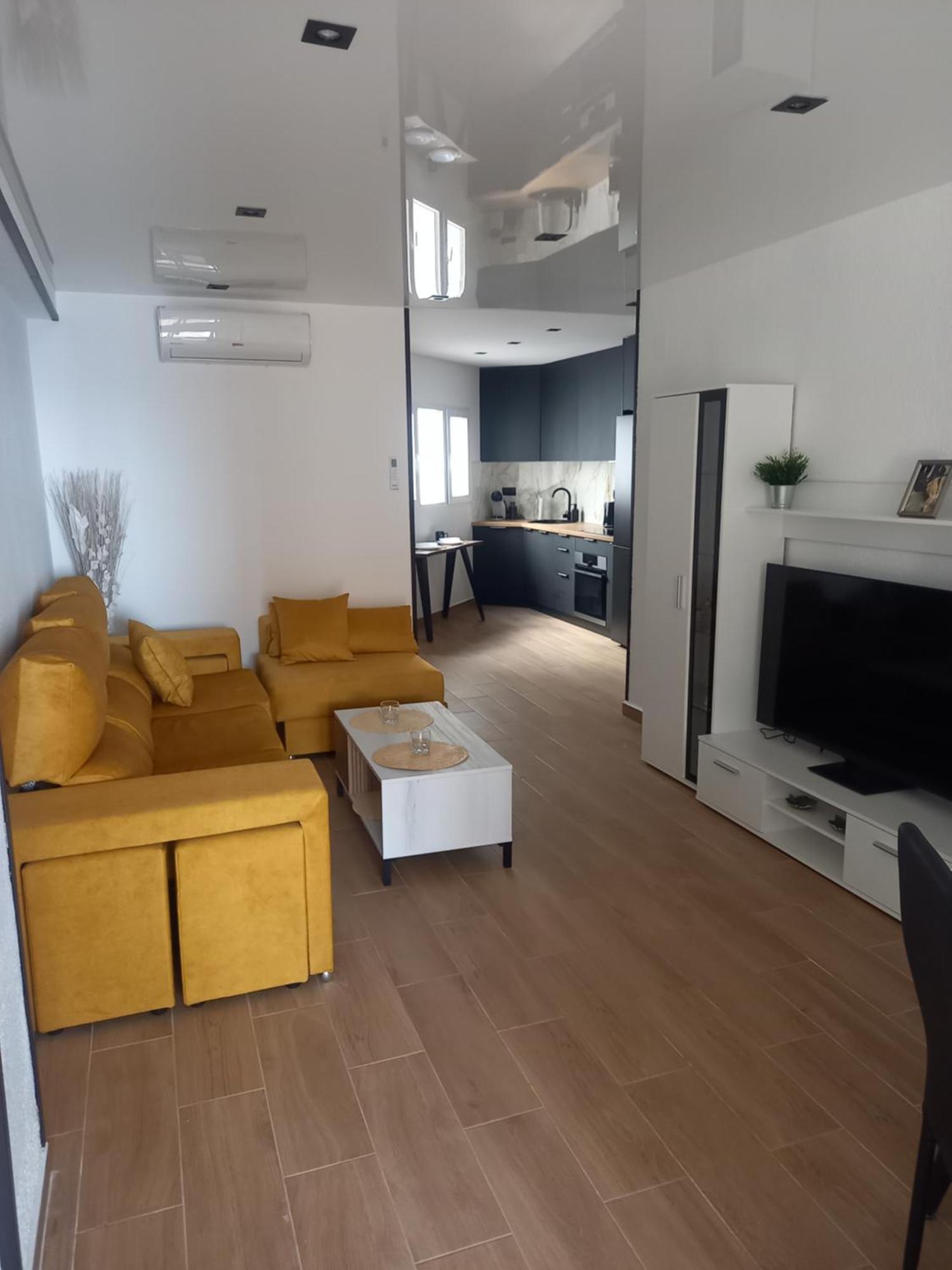 Sea View Luxury Apartment Victoria 托雷维耶哈 外观 照片