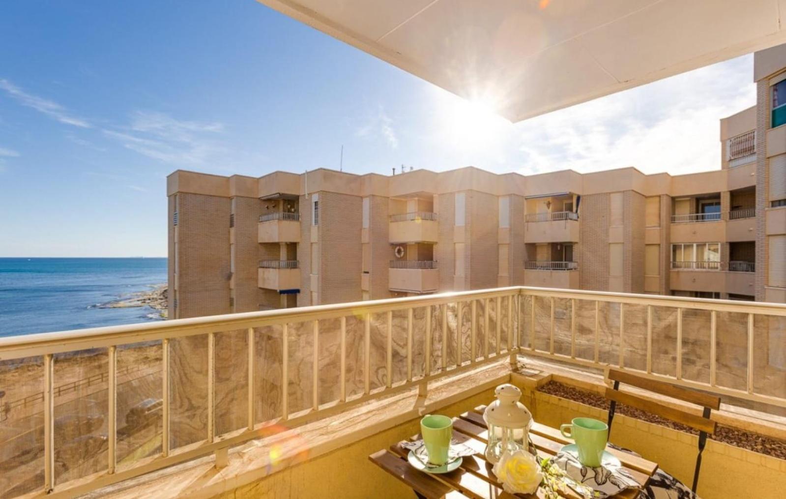 Sea View Luxury Apartment Victoria 托雷维耶哈 外观 照片