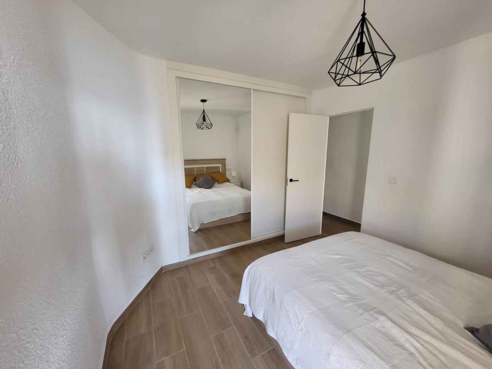 Sea View Luxury Apartment Victoria 托雷维耶哈 外观 照片