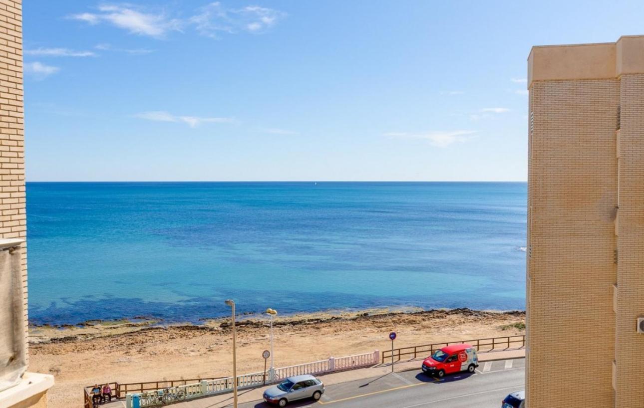 Sea View Luxury Apartment Victoria 托雷维耶哈 外观 照片